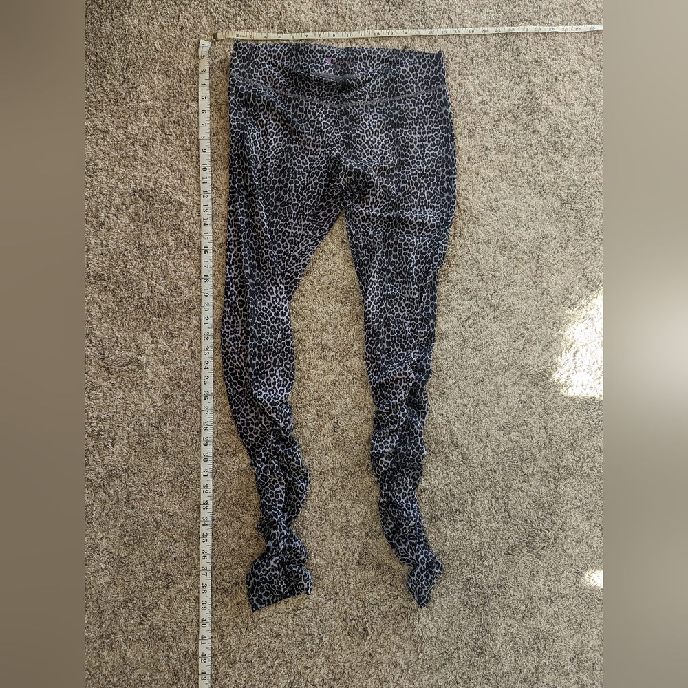 Kira Grace leopard print leggings